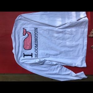 Small long sleeve Vineyard Vines tee